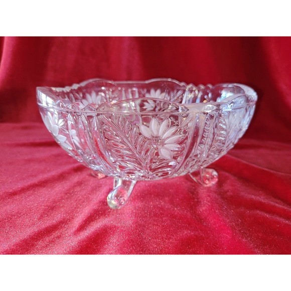 Vintage lead crystal candy dish - Picture 1 of 8